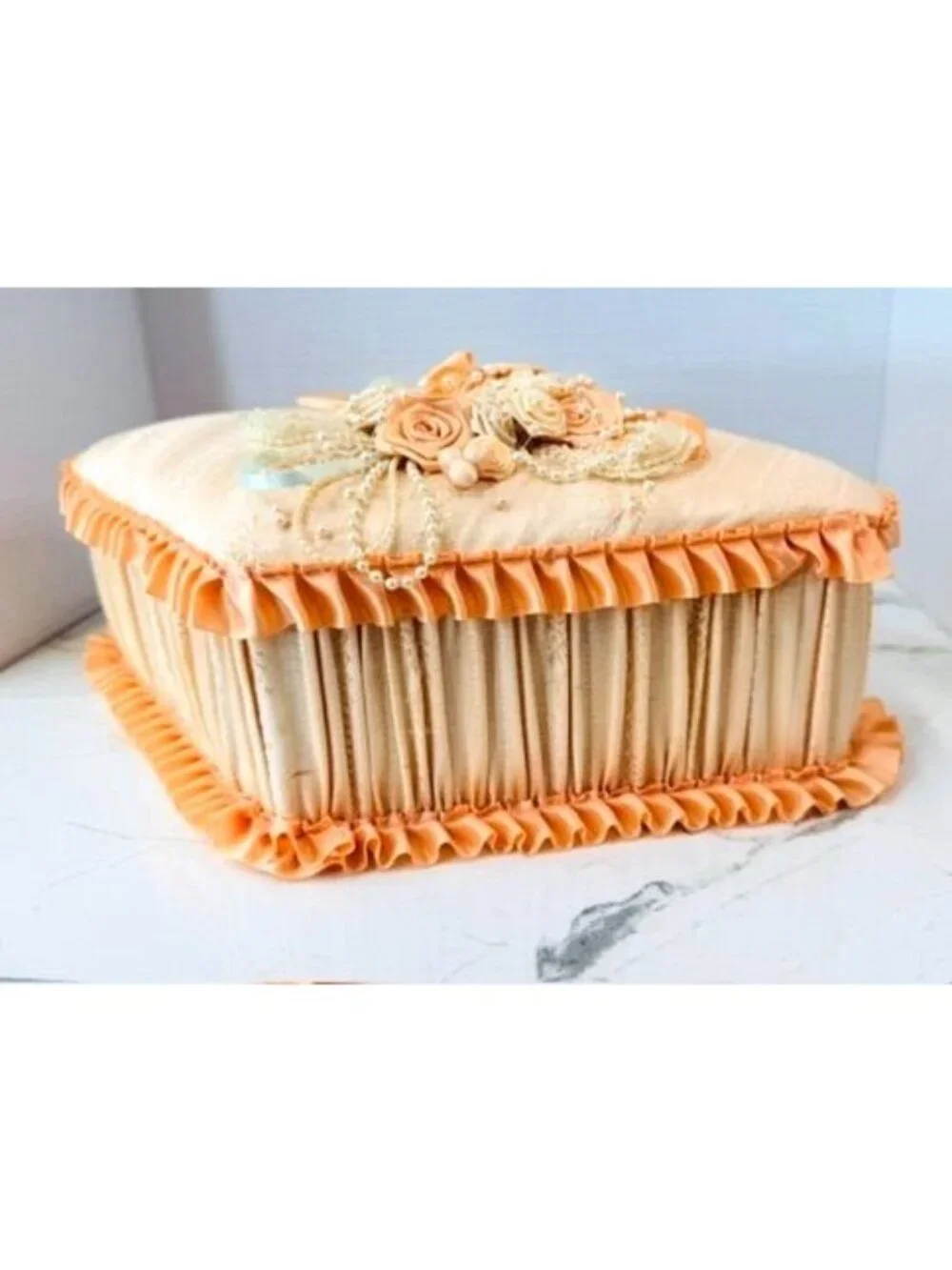 VTG Shabby Chic Peach Satin Fabric Keepsake Box Ribbon Roses Pearls